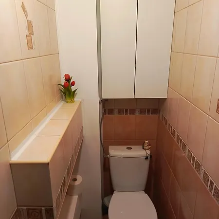 Komandor דירה אוסטקה