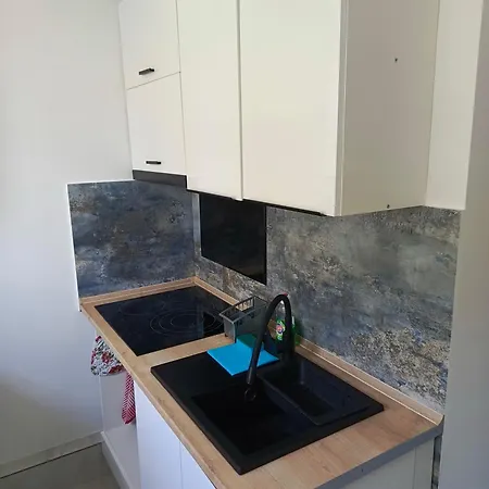 Komandor דירה אוסטקה